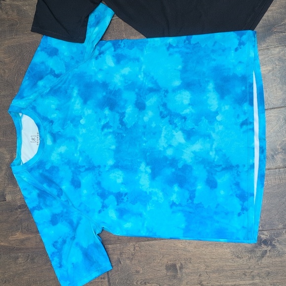 ⭐3/$12⭐ George Rashguards - Picture 2 of 4